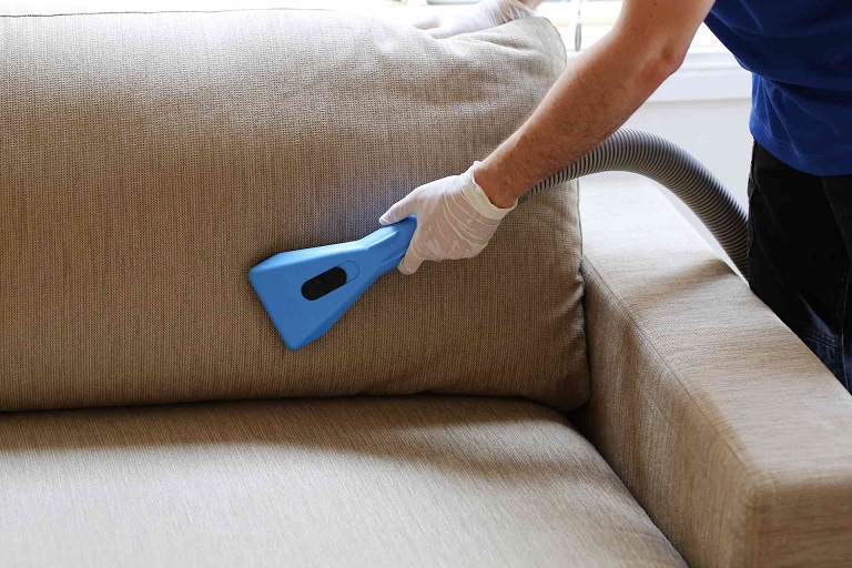 steam cleaning upholstery

